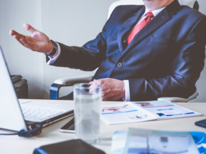 Picture of guy in a business suit